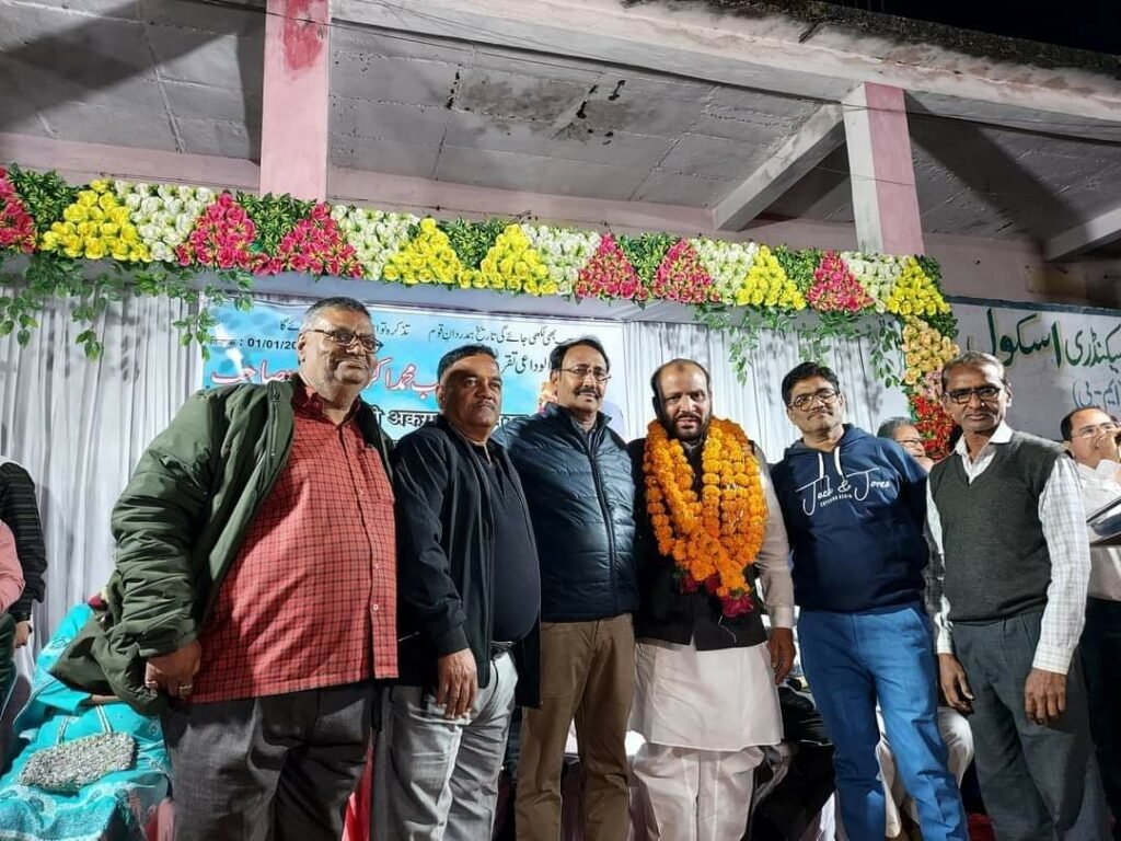 हलक़ा ए एहबाब अकरम बागबान ने उस्तादों, शिक्षकों और गणमान्य जनों की मौजूदगी में आयोजित किया ऐतिहासिक सम्मान समारोह | New India Times