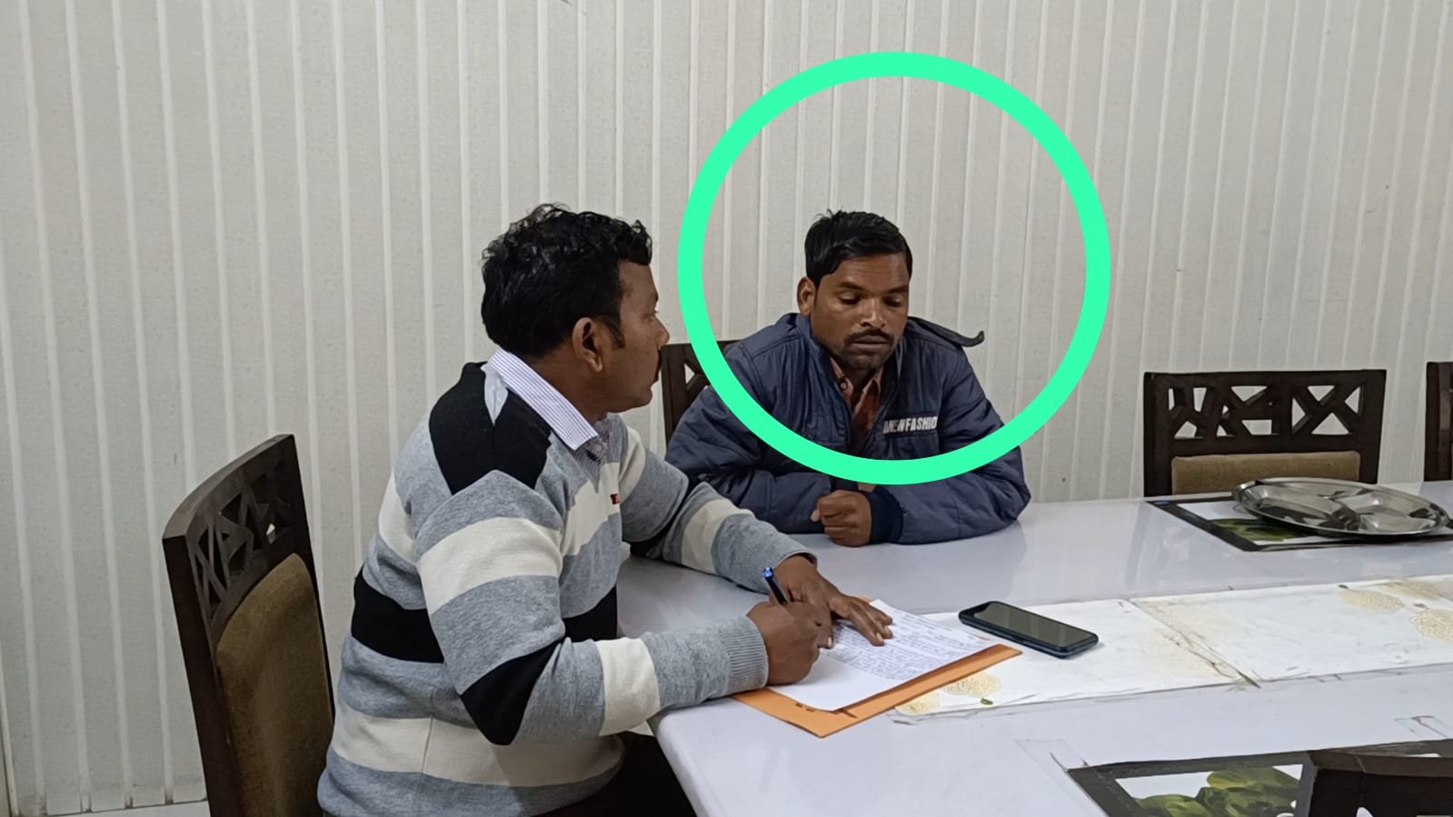 सहायक सचिव को लोकायुक्त टीम ने 10 हजार रुपए रिश्वत लेते हुए रंगे हाथों किया गिरफ्तार | New India Times