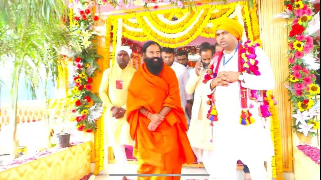 अगर भेदभाव करते तो ईसाई और मुसलमान नहीं होते: बाबा रामदेव 2 अगर भेदभाव करते तो ईसाई और मुसलमान नहीं होते: बाबा रामदेव | New India Times