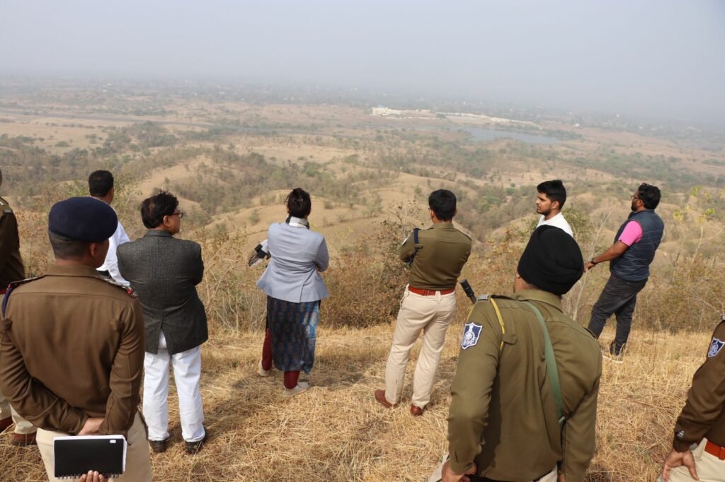 महामहिम राष्ट्रपति के प्रस्तावित कार्यक्रम एवं भ्रमण की तैयारियों को लेकर कलेक्टर ने लिया व्यवस्थाओं का जायजा | New India Times