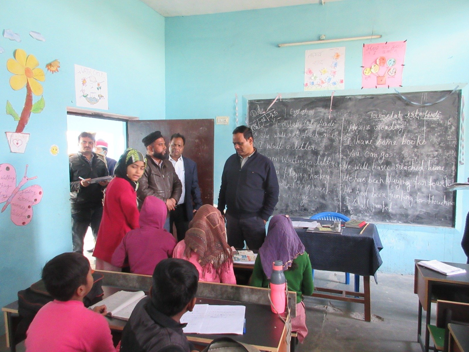 जिलाधिकारी ने कंपोजिट विद्यालय का किया निरीक्षण | New India Times