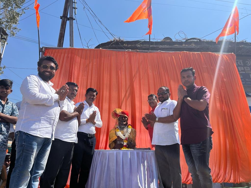 शिवजयंती पर भव्य भगवा रैली का हुआ आयोजन, मंत्री महाजन की शिक्षा संस्था में कब स्थापित होगी शिवाजी महाराज की अश्वारूढ़ प्रतिमा??? 2 शिवजयंती पर भव्य भगवा रैली का हुआ आयोजन, मंत्री महाजन की शिक्षा संस्था में कब स्थापित होगी शिवाजी महाराज की अश्वारूढ़ प्रतिमा??? | New India Times