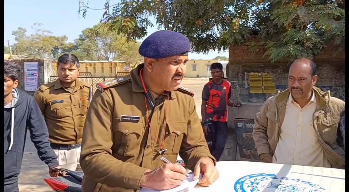 वाहन से चल रहा था अवैध शराब का खेल, पुलिस ने दो आरोपियों को पकड़कर पहुंचाया सलाखों के पीछे | New India Times