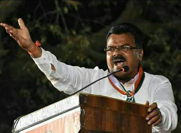 भाजपा के सत्ता में आने के बाद ही हिन्दू धर्म खतरे में क्यों आ जाता है: संजय गरुड़ | New India Times