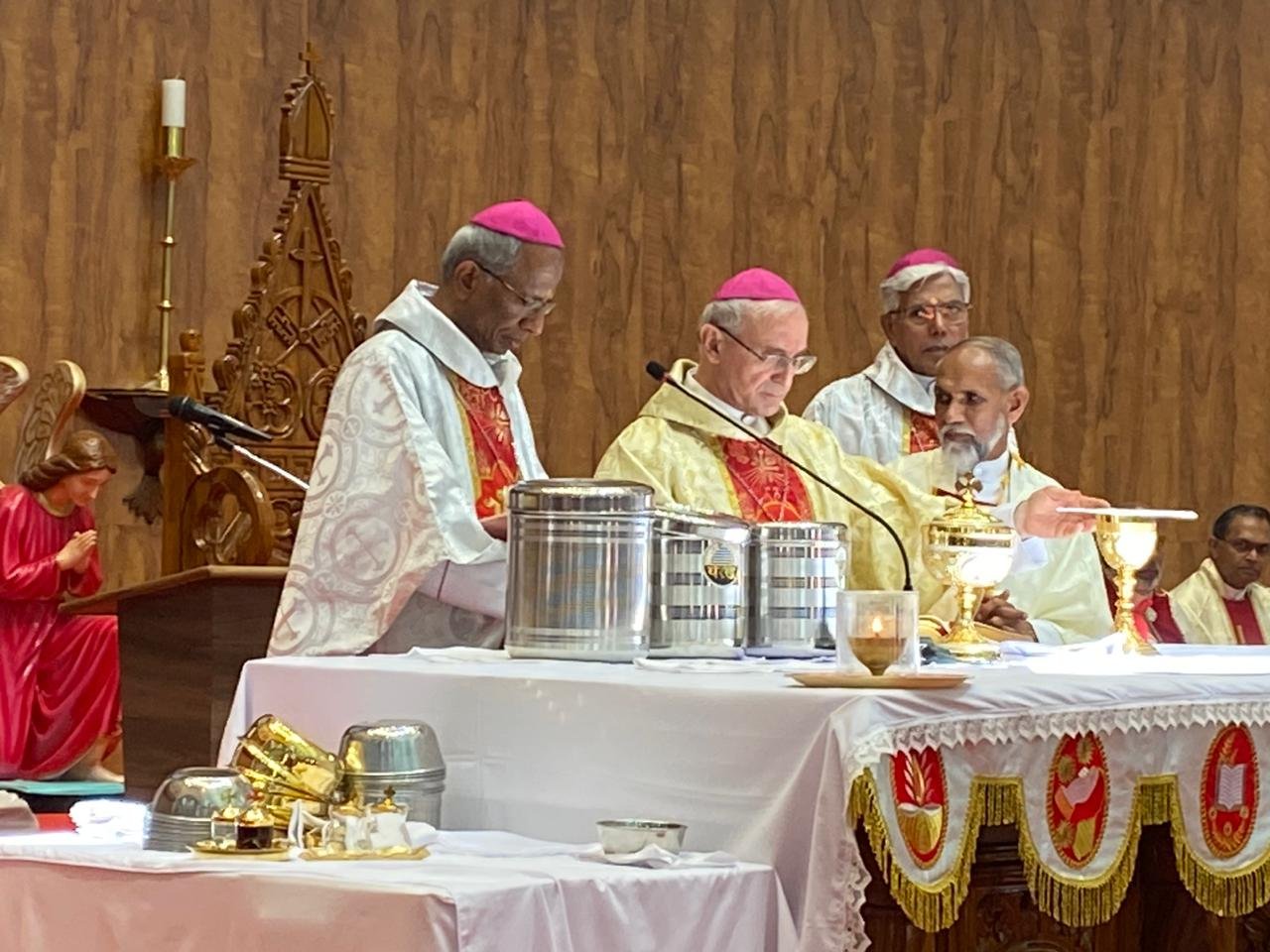 कैथोलिक डायोसिस के महा गिरजा घर का एनोग्रेशन समारोह विधि विधान से हुआ संपन्न | New India Times