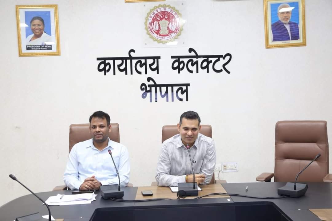 लाडली बहना योजना के लिए कंट्रोल रूम बनाने हेतु टी.एल. बैठक में कलेक्टर ने दिए निर्देश | New India Times