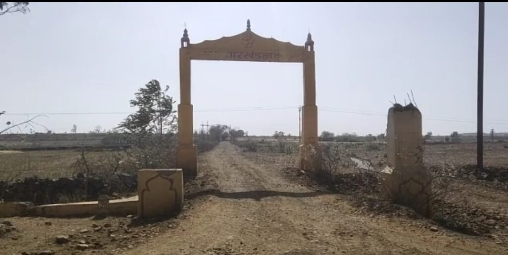 कुलदेवी नाराज न हो इसलिए गांव में नहीं जलाते होली | New India Times