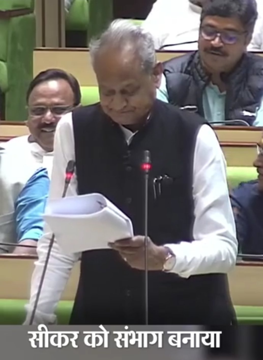 मुख्यमंत्री अशोक गहलोत द्वारा सीकर को नया संभाग घोषित करने के साथ ही नीमकाथाना सहित 19 नए जिले बनाने की हुई घोषणा | New India Times