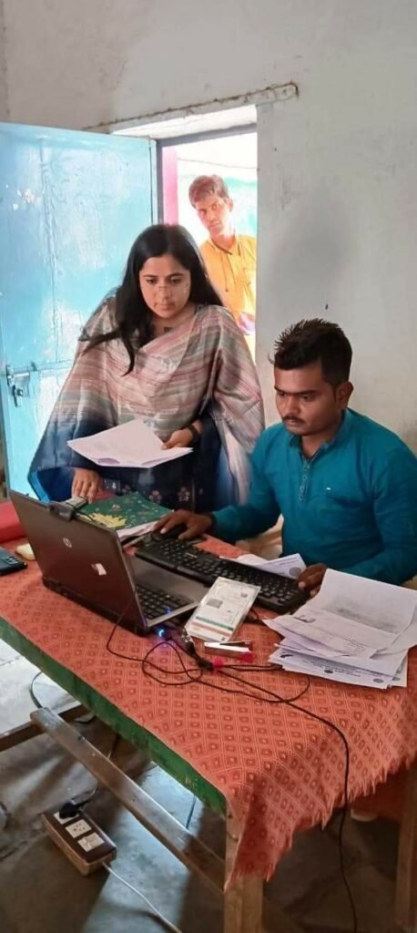 बुरहानपुर कलेक्टर लगातार ले रही हैं शिविरों का जायजा, 'माय आधार पोर्टल' से कर सकेगें आधार अपडेशन का कार्य 2 बुरहानपुर कलेक्टर लगातार ले रही हैं शिविरों का जायजा, 'माय आधार पोर्टल' से कर सकेगें आधार अपडेशन का कार्य | New India Times