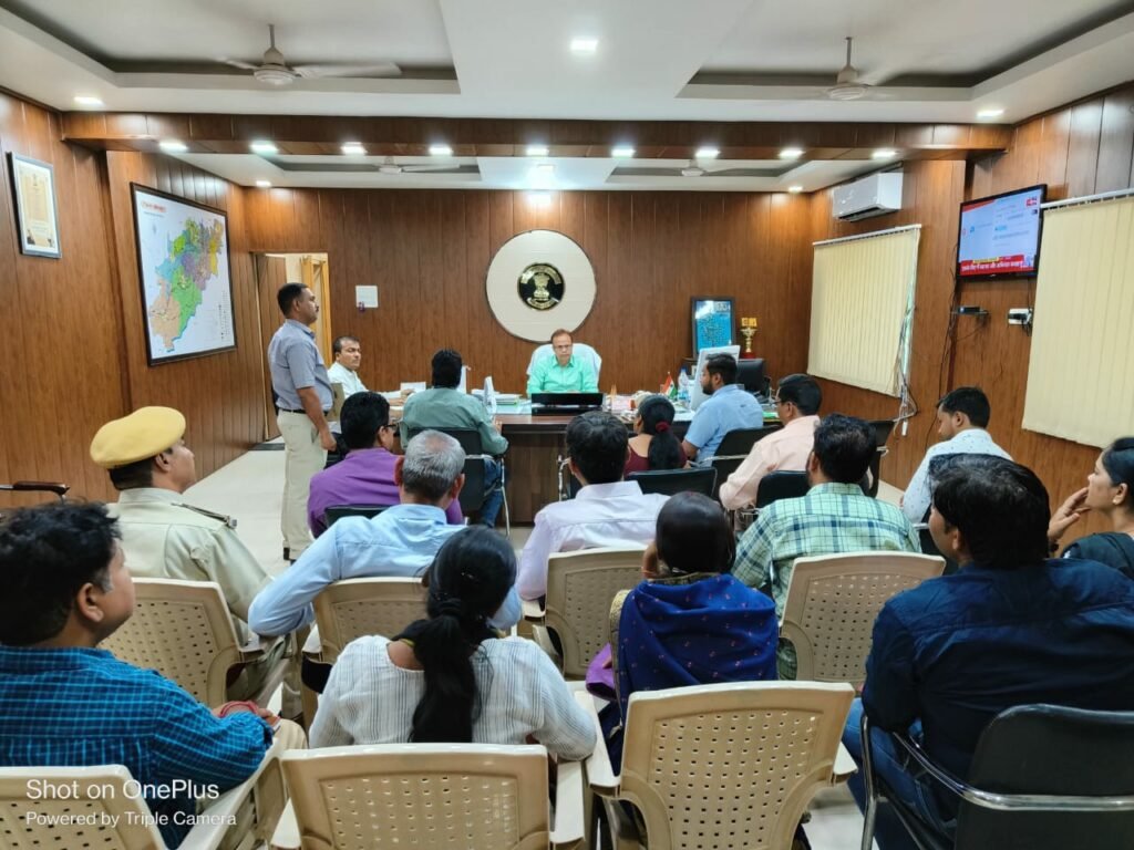 निजी विद्यालयों में भी लागू करे मिशन सुरक्षित बचपन: जिला कलेक्टर | New India Times