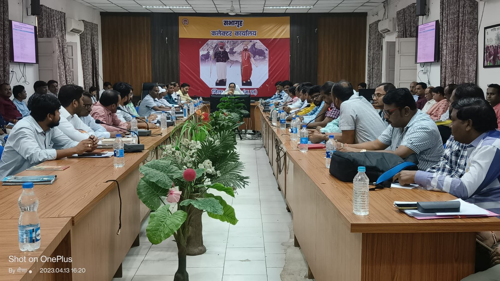 निर्माण कार्यों को उच्च गुणवत्तापूर्ण एवं समय सीमा में पूर्ण करें: कलेक्टर | New India Times