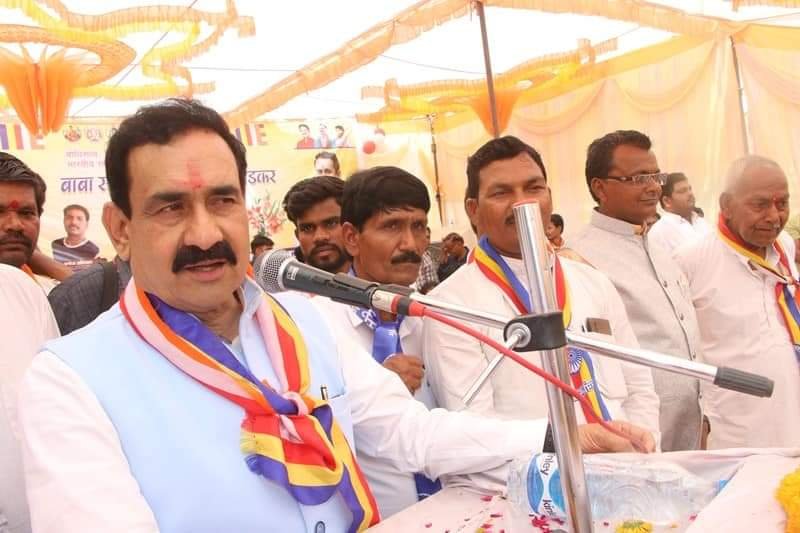 बाबा साहब डॉ. भीमराव अम्बेड़कर सामाजिक समरसता और समानता के प्रतीक थे: मंत्री डॉ. नरोत्तम मिश्र.<br>गृह मंत्री ने बाबा साहब की 132वीं जयंती पर उनकी प्रतिमा पर माल्यार्पण कर उन्हें किया नमन | New India Times