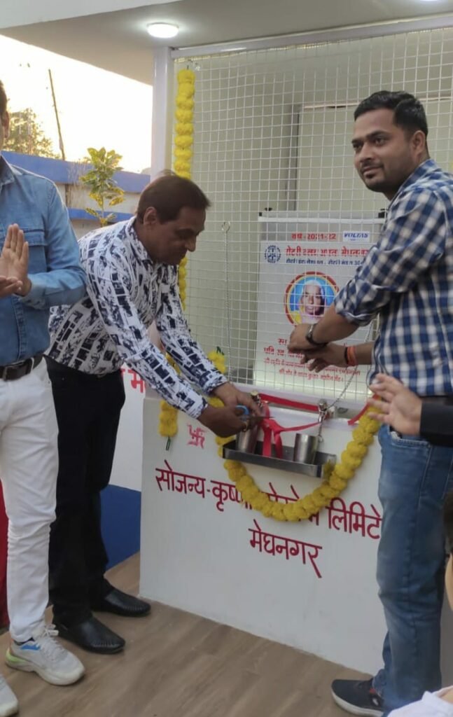 अस्पताल परिसर में लगी शीतल जल की प्याऊ बुझा रही सैकड़ों लोगों की प्यास 3 अस्पताल परिसर में लगी शीतल जल की प्याऊ बुझा रही सैकड़ों लोगों की प्यास | New India Times