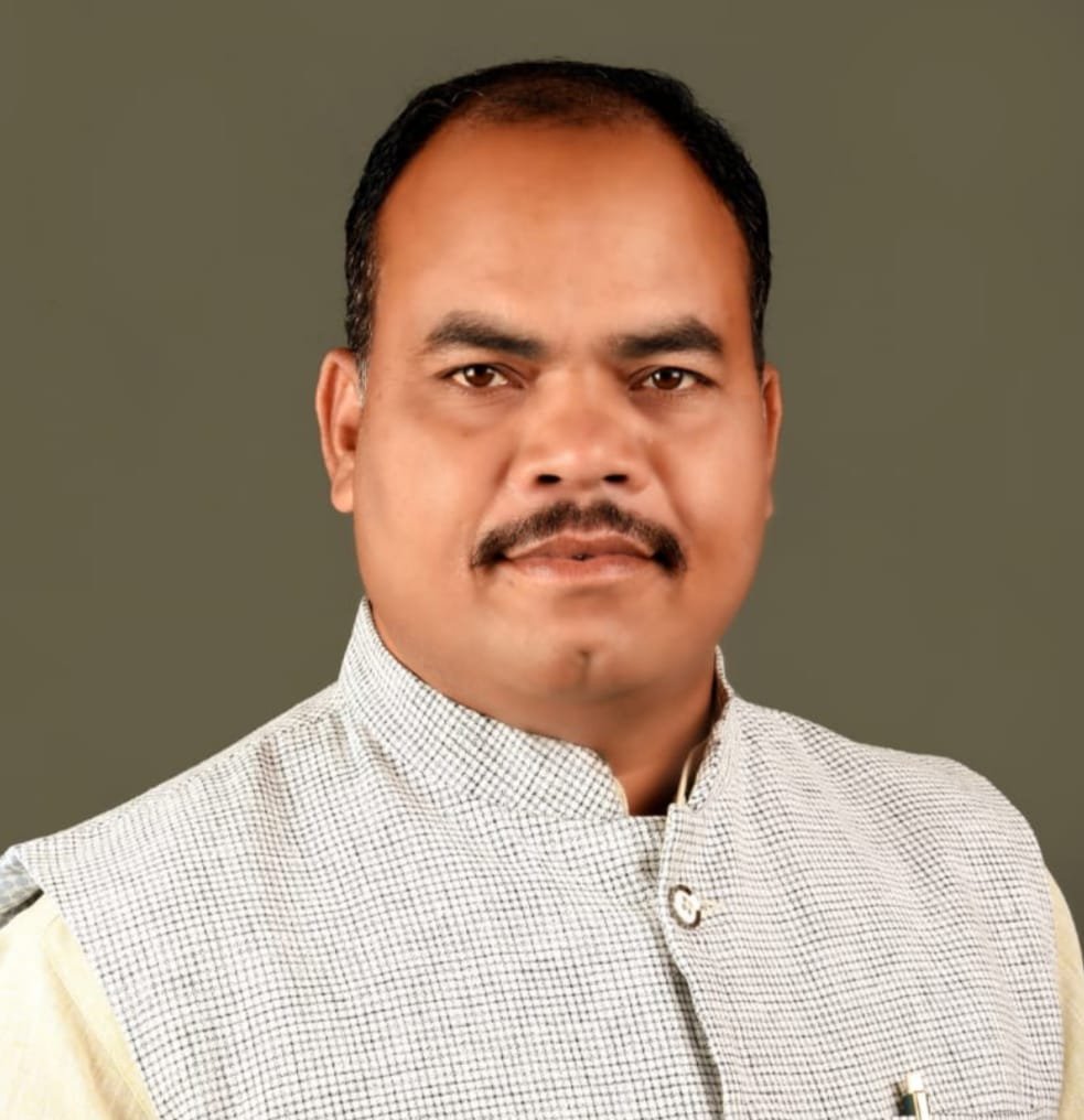 मध्य प्रदेश कांग्रेस आदिवासी विभाग प्रदेश अध्यक्ष राजू टेकाम 22 अप्रैल को झाबुआ-अलीराजपुर बैठक में लेंगे भाग, आदिवासी बाहुल्य जिलों में बूथ स्तर पर लामबंद होने की बनेगी रणनीति | New India Times