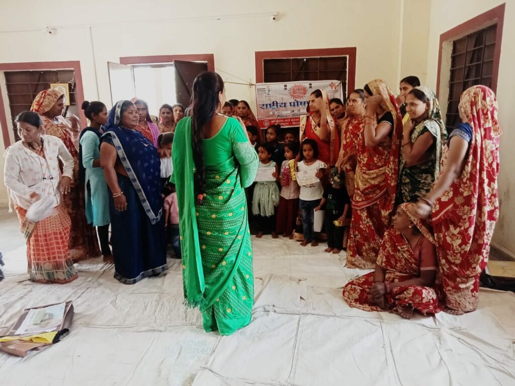 पोषण पखवाड़ा अंतर्गत आंगनवाड़ी स्तर पर शारीरिक स्तर पर प्रथम तीन स्वस्थ बालक बालिकाओं को किया गया पुरस्कृत | New India Times