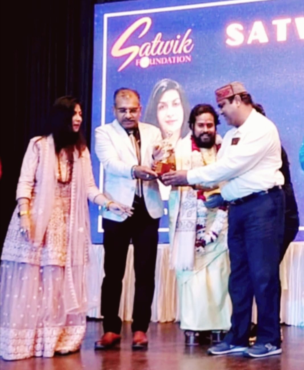 बेहतरीन पत्रकारिता, समाजसेवा, साम्प्रदायिक सौहार्द जैसे अनेकों क्षेत्रों में महत्वपूर्ण भूमिका अदा करने के लिए बागपत के विपुल जैन को मिला द प्राइड ऑफ इंडिया एक्चीवमेंट अवार्ड 2023 | New India Times