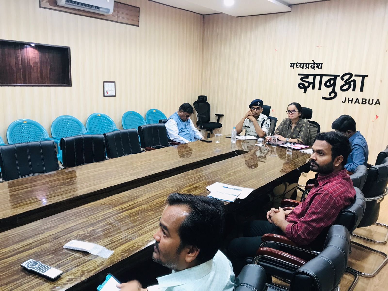 मुख्यमंत्री जनसेवा के द्वितीय चरण के संबंध में वीडियो कॉन्फ्रेसिंग के माध्यम से बैठक आयोजित | New India Times