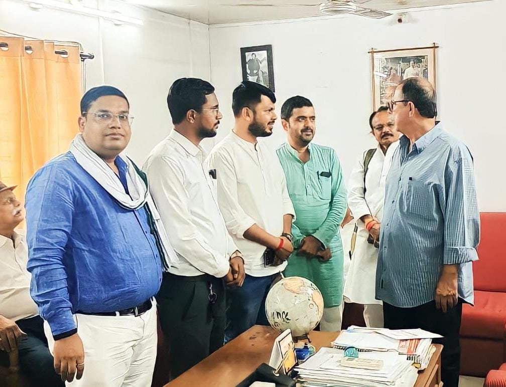 मध्य प्रदेश में पुलिस द्वारा छात्रों के साथ ज्यादती एवं सख्ती को रोकने के लिए पूर्व नेता प्रतिपक्ष अजय सिंह ने डीजीपी को लिखा पत्र | New India Times