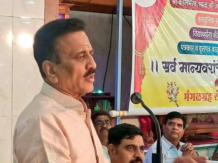 कपास की निर्यात नीति पर केंद्र सरकार करेगी फैसला: मंत्री गिरीश महाजन. गेंद केंद्र के पाले में, दाम बढ़ने की संभावना ख़त्म | New India Times