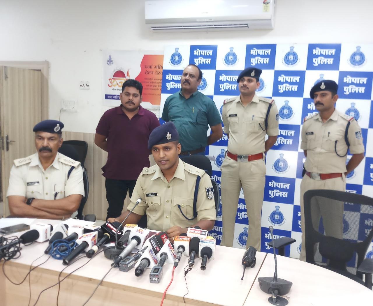 अंतर्राज्यीय लूट करने वाली गैंग के दो मास्टरमाइंड सदस्य गिरफ्तार | New India Times