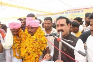 गृह मंत्री डॉ. नरोत्तम मिश्र ने देवी अहिल्या बाई होल्कर की प्रतिमा का किया अनावरण | New India Times