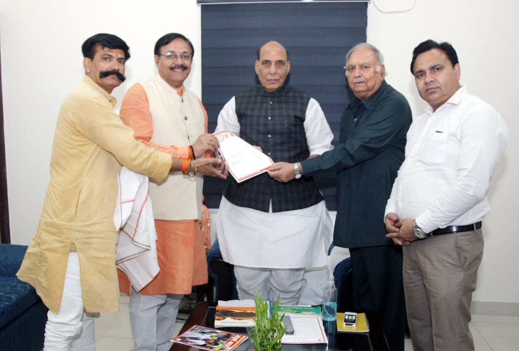 अखिल भारतीय क्षत्रिय महासभा ने रक्षा मंत्री श्री राजनाथ सिंह से भेंट कर की जेवर एयरपोर्ट का नाम पृथ्वीराज चौहान के नाम पर करने की मांग | New India Times