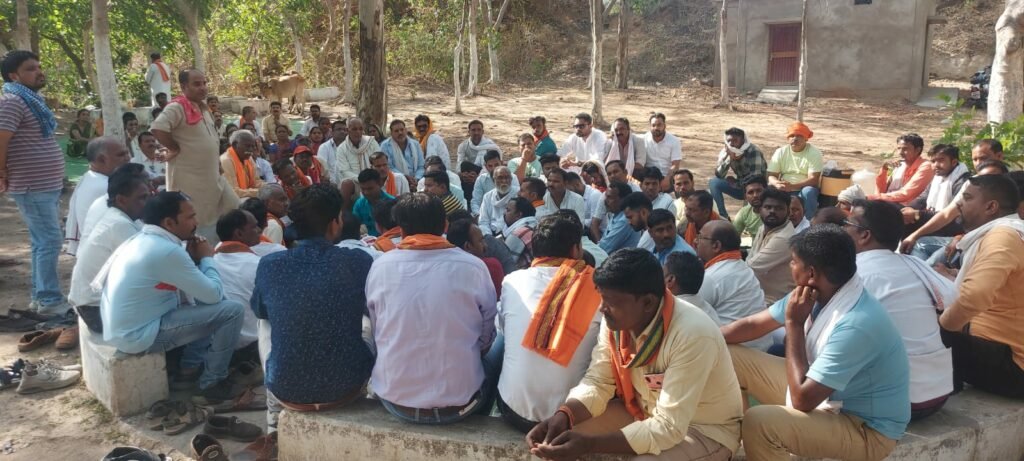 भाजपा का सामूहिक भोज व विधानसभा स्तरीय बैठक सम्पन्न, लोकसभा प्रभारी हुए शामिल | New India Times