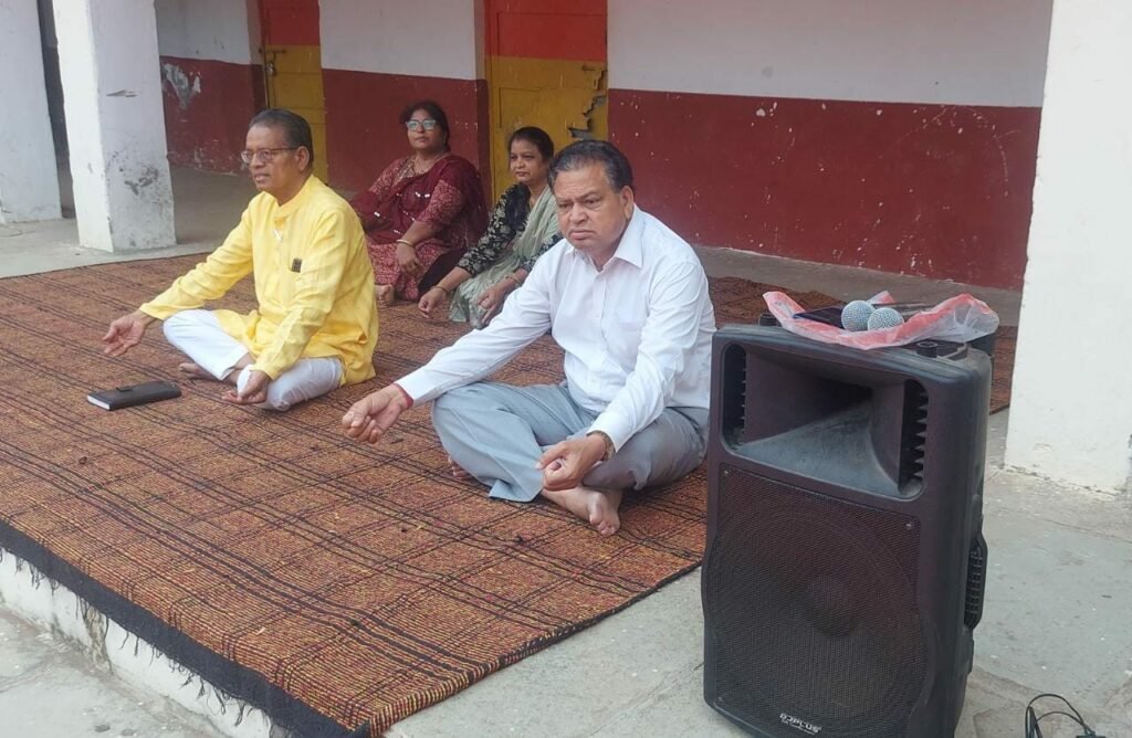 अंतर्राष्ट्रीय योग दिवस पर उत्कृष्ट विद्यालय (CM Rice School) तिरला में योगा करने के साथ सुना गया सामूहिक योग कार्यक्रम का सीधा प्रसारण | New India Times