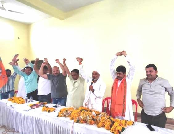 किसान मोर्चा के महाजनसंपर्क अभियान के तहत किसान हितग्राही सम्मेलन हुआ आयोजित, प्रदेश में मुख्यमंत्री ने मध्यप्रदेश को बीमारू राज्य से विकसित राज्य की श्रेणी में लाकर खड़ा किया है: श्री चौधरी | New India Times