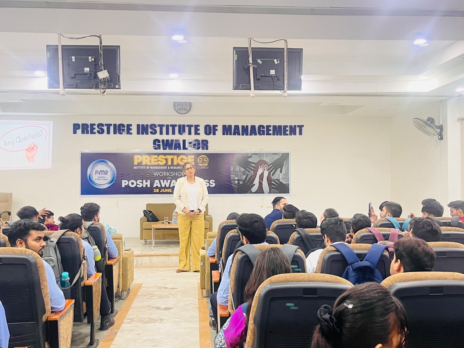 प्रेस्टीज प्रबंधन एवं शोध संस्थान ग्वालियर में संपन्न हुई यौन उत्पीड़न से संरक्षण एवं जागरुकता विषय पर कार्यशाला | New India Times