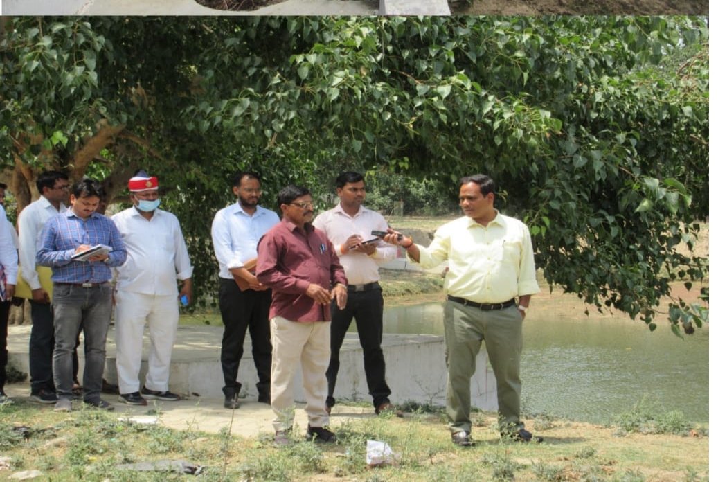 निर्माण कार्य की गुणवत्ता अत्यंत खराब मिलने पर जिलाधिकारी ने खंड विकास अधिकारी, ग्राम पंचायत सचिव एवं ग्राम प्रधान को नोटिस जारी करने के साथ ही जवाब तलब करने के दिये निर्देश | New India Times