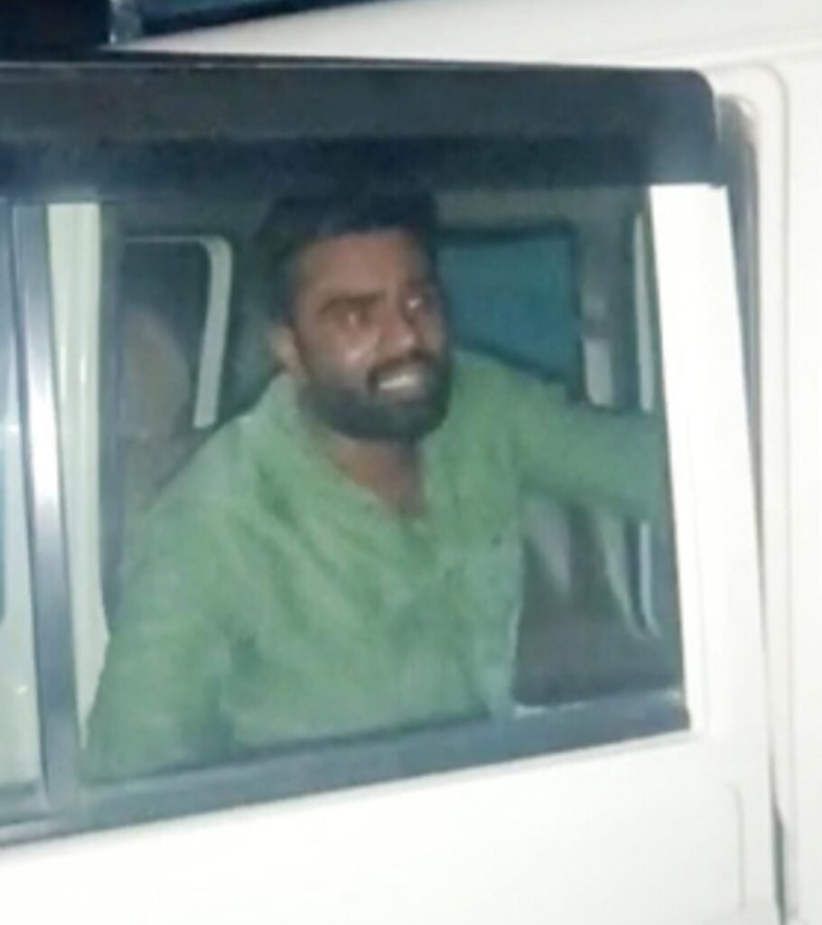 युवा नेता के कब्जे से अवैध कट्टा- कारतूस बरामद, पन्ना जिले के भाजयुमो मोहन्द्रा मण्डल का अध्यक्ष है आरोपी युवक | New India Times