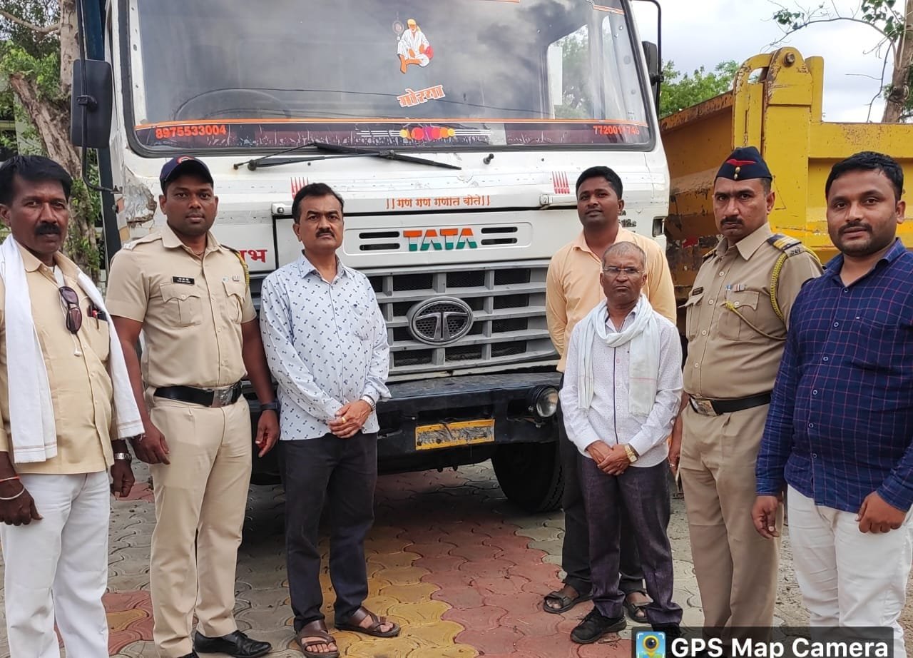 बालू की होम डिलीवरी के सरकारी निर्णय से माफियाओ की बल्ले बल्ले, क्या राजस्व विभाग अवैध बालू डिपो पर करेगा छापामारी?? | New India Times