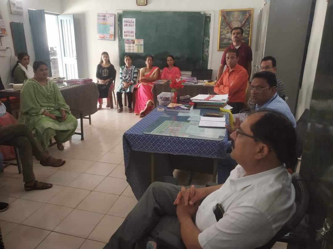 जनजातीय कार्य विभाग के सहायक संचालक शिक्षा ने किया जिले के विकासखंड जुन्नारदेव की शालाओं का आकस्मिक निरीक्षण | New India Times