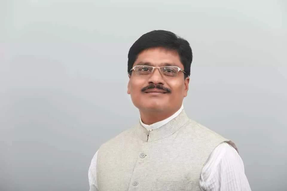 मोमिन जमात बुरहानपुर के अध्यक्ष ने घोषित की अपनी कार्यकारिणी, सीनियर एडवोकेट उबैद शेख़ को बनाया सचिव | New India Times