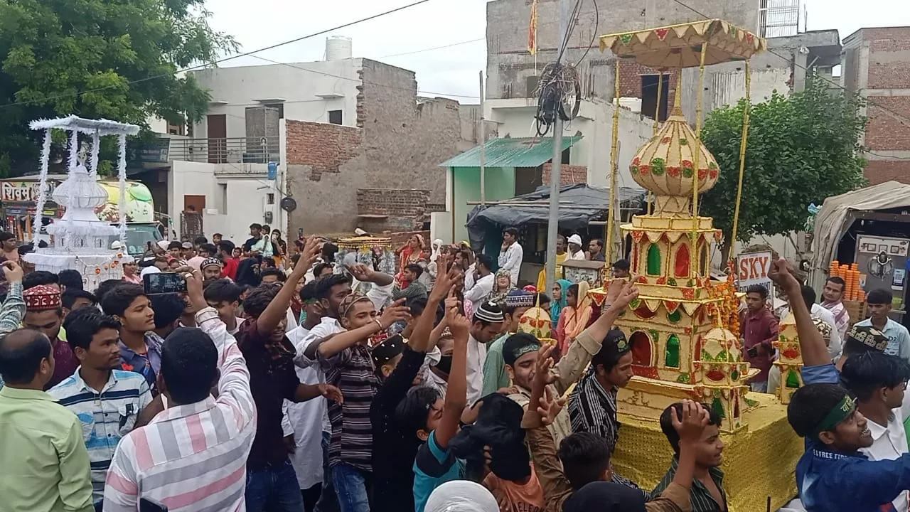 धौलपुर जिले में मातमी धुनों के साथ कर्बला में ताजिए सुपुर्द ए खाक किए गए | New India Times