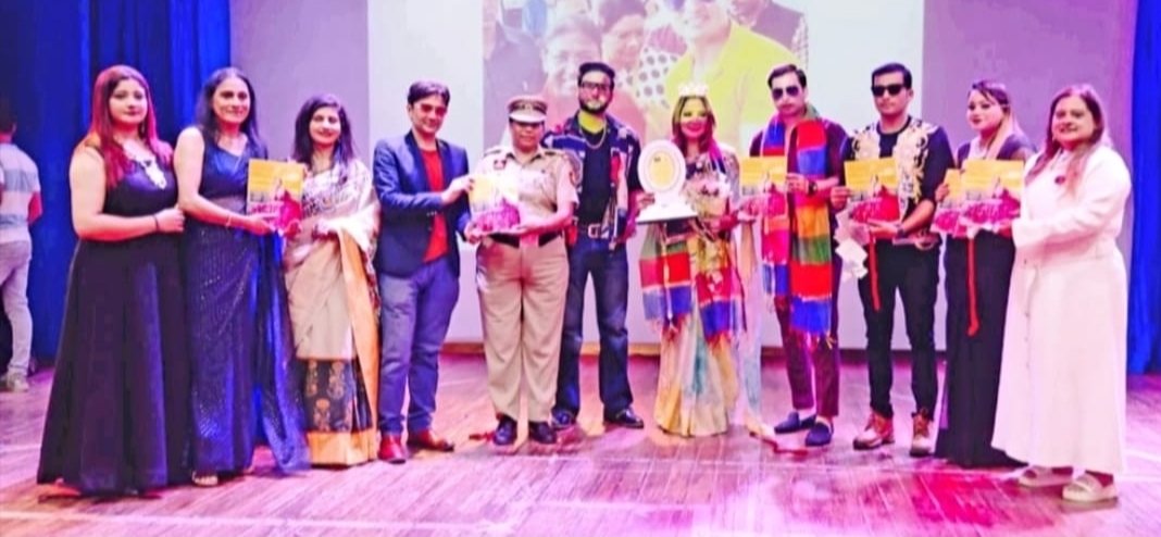 शेड़स ऑफ इंड़िया मैगजीन के 8वें संस्करण का हुआ भव्य विमोचन | New India Times