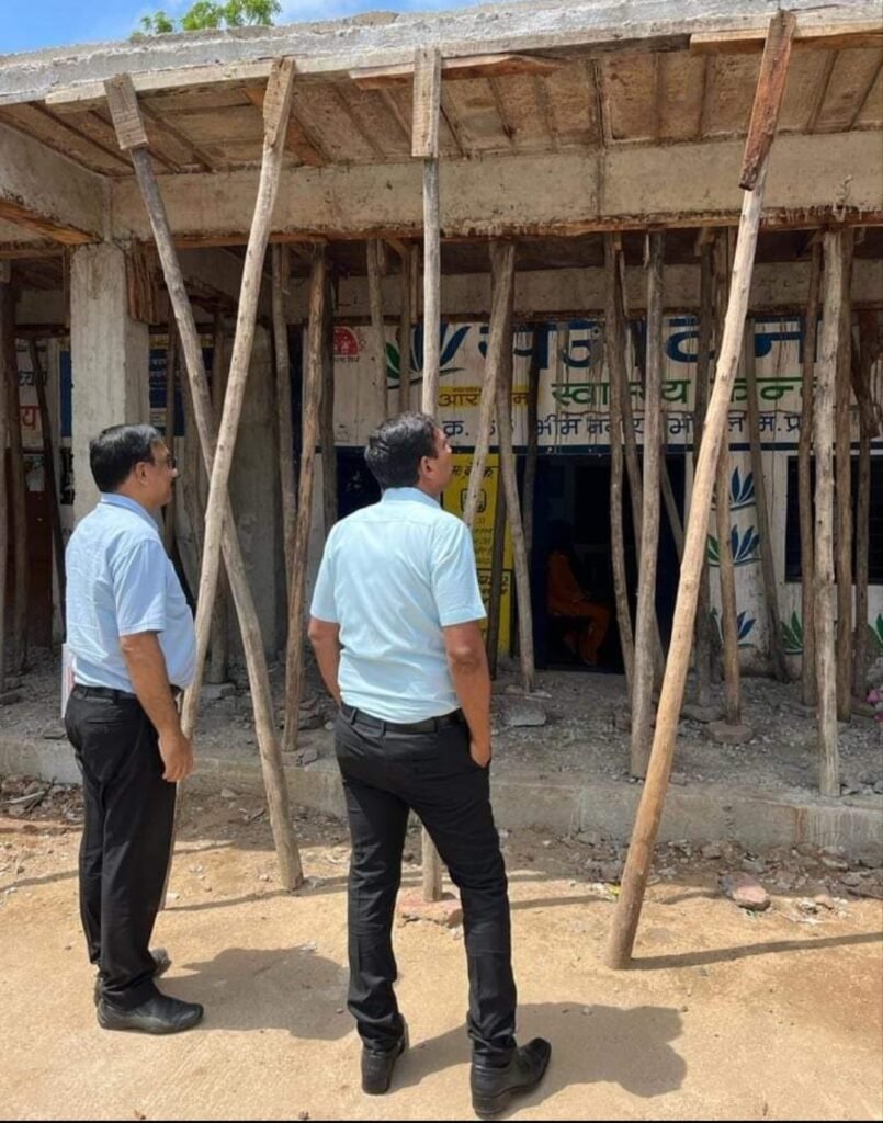 भोपाल कलेक्टर ने जे.पी श़हॉस्पिटल का किया औचक निरीक्षण, ड्यूटी से अनुपस्थित पाए गए डॉक्टरों का एक दिन का वेतन काटने का दिया निर्देश | New India Times