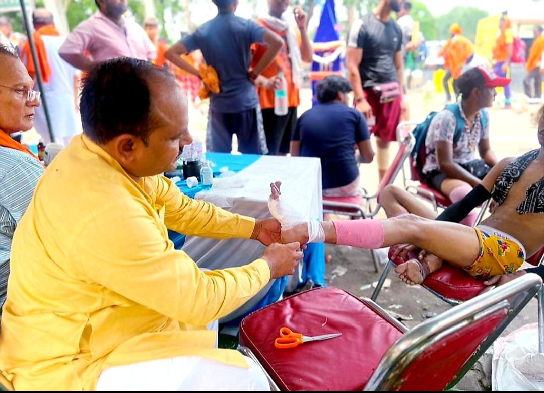 बागपत के समाजसेवी व पूर्व जिला पंचायत सदस्य अजय चौहान पाली कर रहे हैं कांवड़ियों की सेवा | New India Times