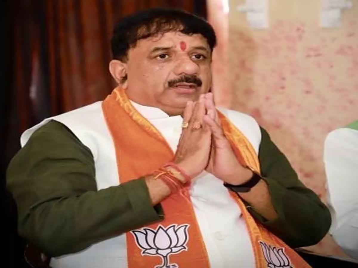 भाजपा के अधिकृत प्रत्याशी आलोक शर्मा द्वारा मुस्लिम समुदाय को लेकर दिये गये विवादित बयान पर राष्ट्रीय अल्पसंख्यक आयोग ने दिये जांच के आदेश | New India Times