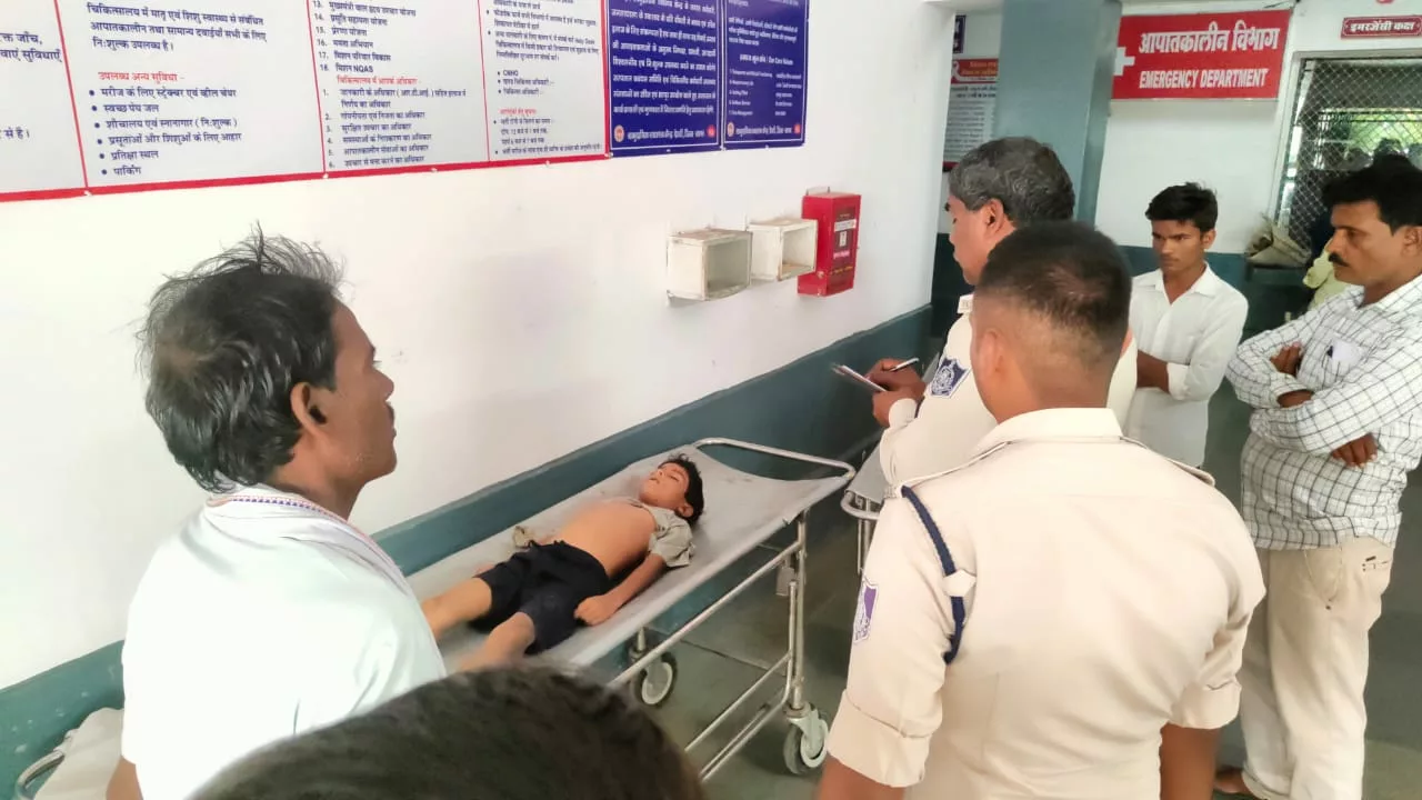 स्कूल जाते समय कुएं में गिरा 9 साल का छात्र पानी में डूबने से हुई मौत | New India Times