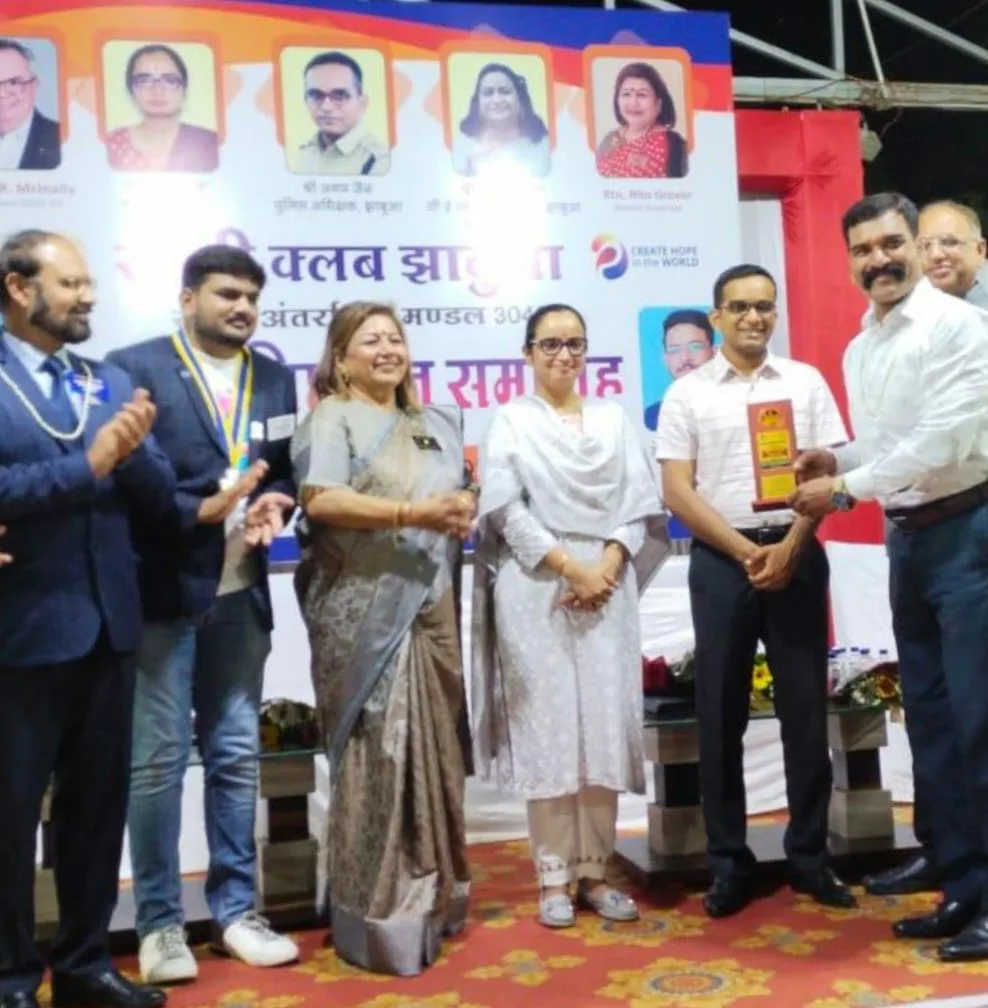 रोटरी क्लब झाबुआ की नवीन कार्यकारणी का शपथ विधि समारोह हुआ संपन्न | New India Times