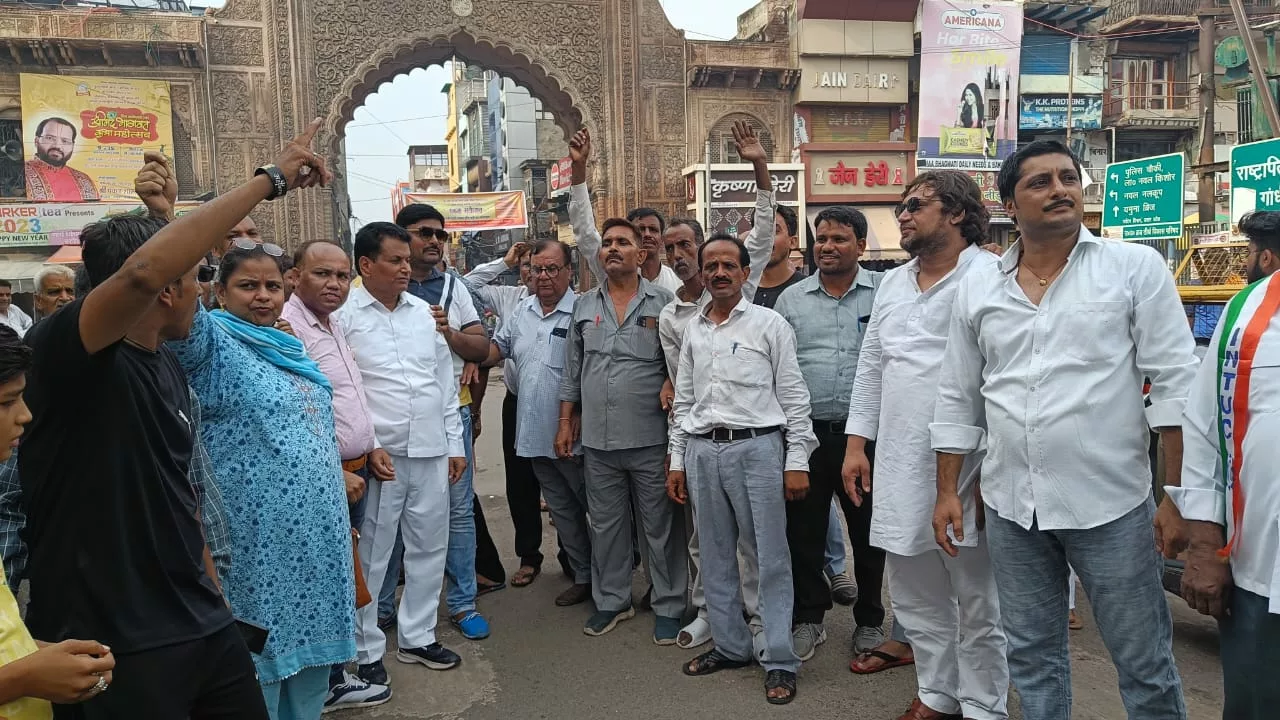 भाजपा साजिश के तहत राहुल गांधी को राजनीति की मुख्यधारा से अलग करना चाहती थी: भगवान सिंह वर्मा | New India Times