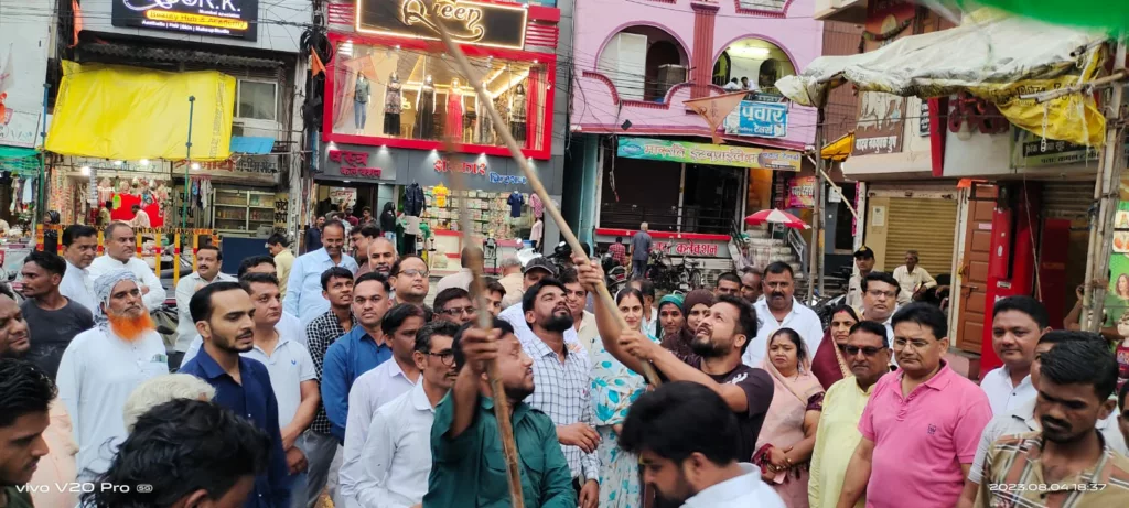 राहुल गांधी की सज़ा पर सुप्रीम कोर्ट द्वारा रोक लगाए जाने की खुशी में बुरहानपुर में युवा कांग्रेस ने मनाया जश्न | New India Times