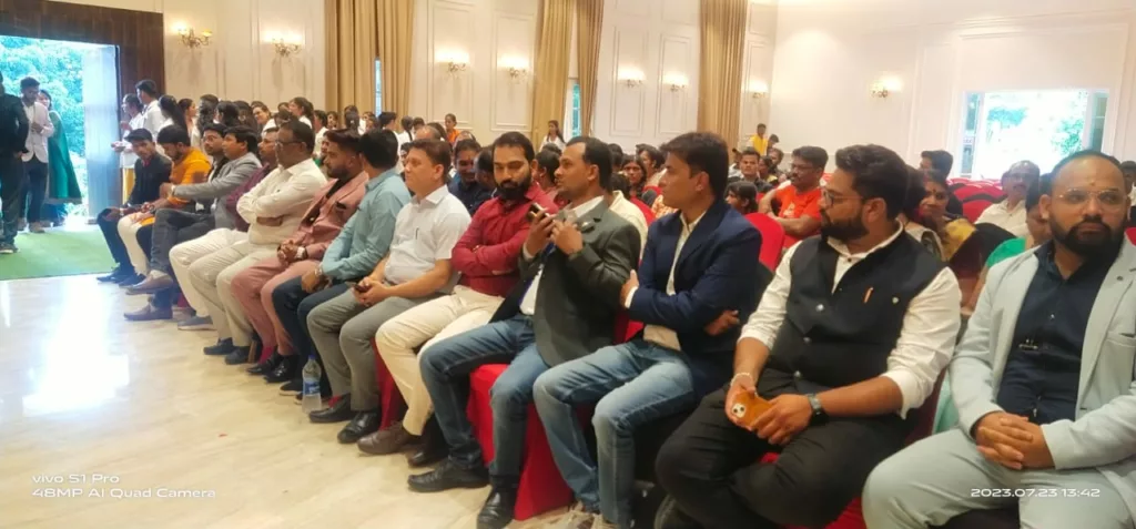 यूनाइटेड हेलथ वर्कर्स वेलफेयर एसोसिएशन द्वारा डॉ.मुबीन एम.रहमान को राष्ट्रीय गोल्डन अवॉर्ड से किया गया सम्मानित | New India Times