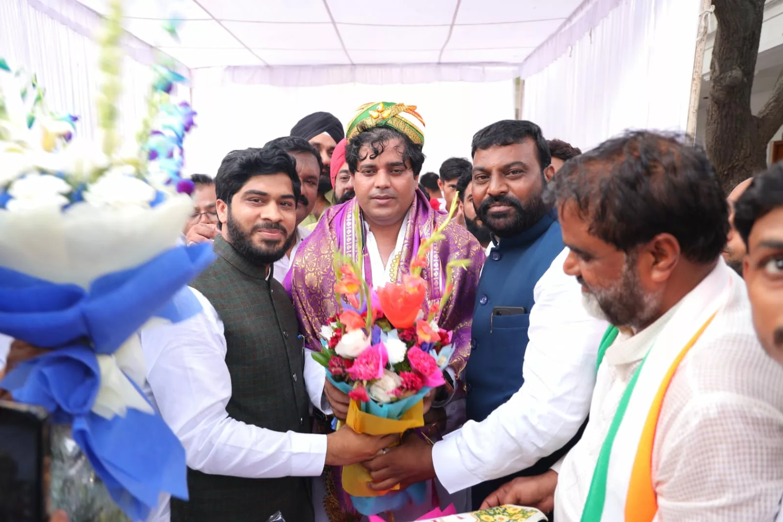 बुरहानपुर ज़िले के कांग्रेस अल्पसंख्यक विभाग के नेताओं ने दिल्ली में राष्ट्रीय अध्यक्ष से की भेंट | New India Times