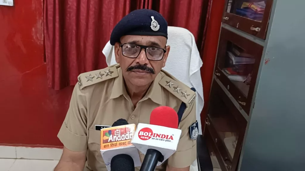 दो बच्चों की मां को शादी का झांसा देकर बनाया हवस का शिकार, आरोपी पहुंचा सलाखों के पीछे 2 दो बच्चों की मां को शादी का झांसा देकर बनाया हवस का शिकार, आरोपी पहुंचा सलाखों के पीछे | New India Times