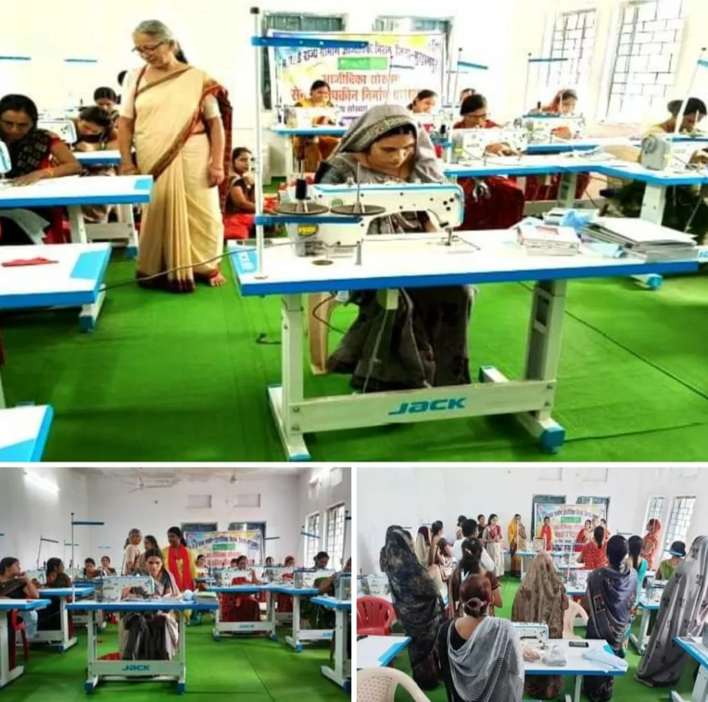 स्वयं सहायता समूह की महिलाओं को दिया जा रहा है सेनेटरी नेपकीन तैयार करने का प्रशिक्षण | New India Times