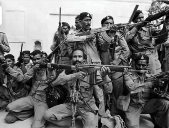 कांग्रेस में शामिल पूर्व डकैत मलखान सिंह की कहानी: मंदिर की 100 बीघा जमीन के लिए उठाई थी बंदूक 3 कांग्रेस में शामिल पूर्व डकैत मलखान सिंह की कहानी: मंदिर की 100 बीघा जमीन के लिए उठाई थी बंदूक | New India Times