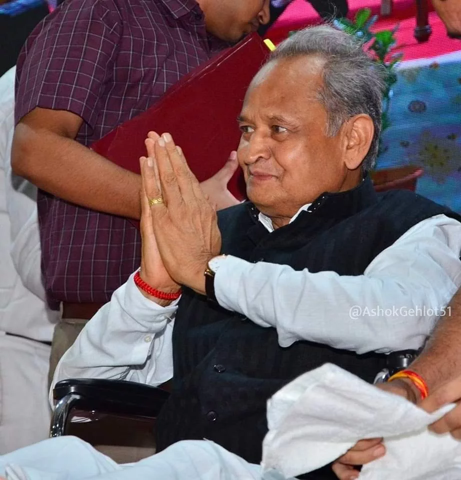 गहलोत-पायलट के साथ होने से राजस्थान में कांग्रेस सरकार के रिपीट होने की बढ़ती जा रही है संभावना | New India Times